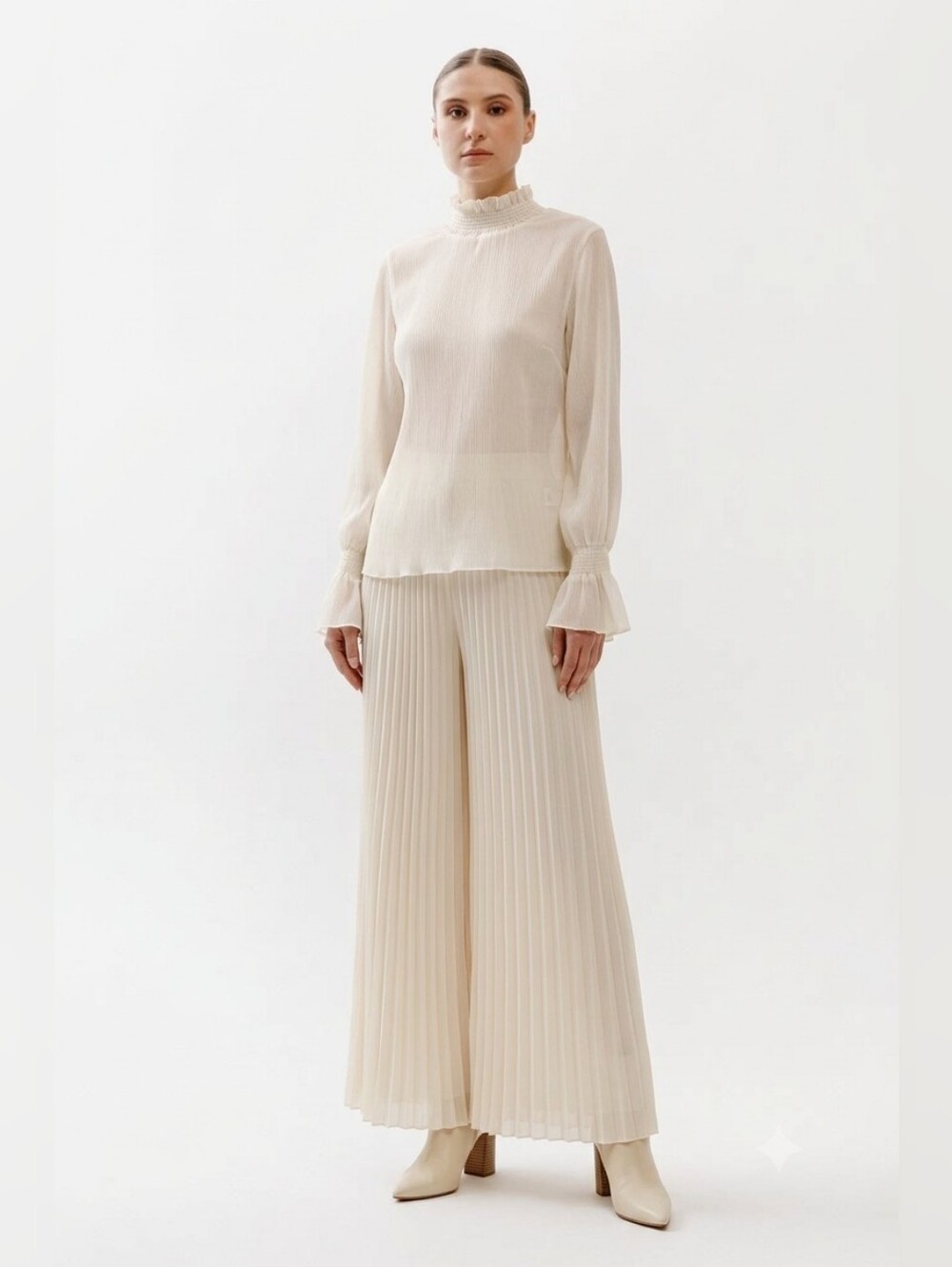 Women's Cream Ruffle-Neck Long-Sleeve Blouse
